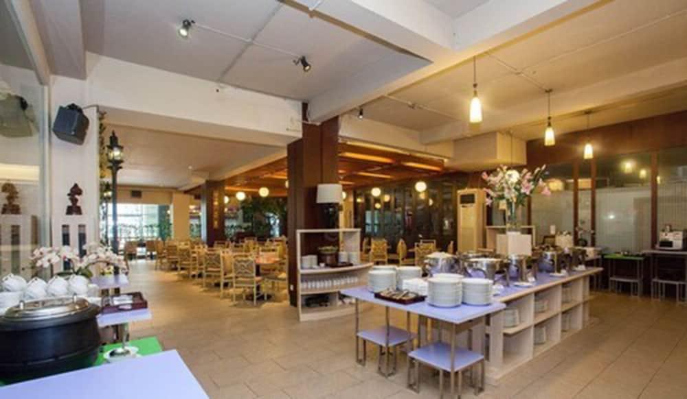 Favehotel Premier Cihampelas Bandung Exterior foto