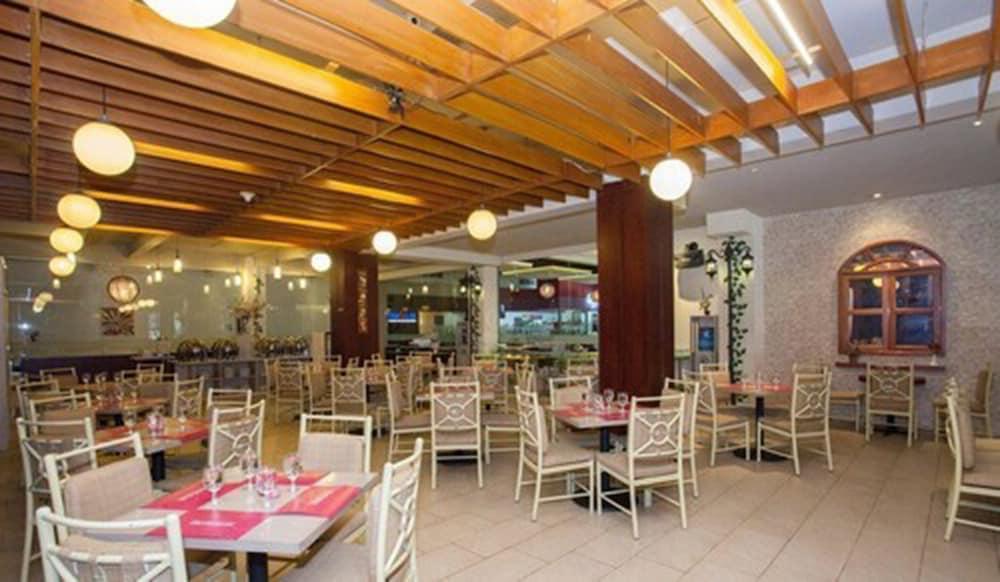 Favehotel Premier Cihampelas Bandung Exterior foto