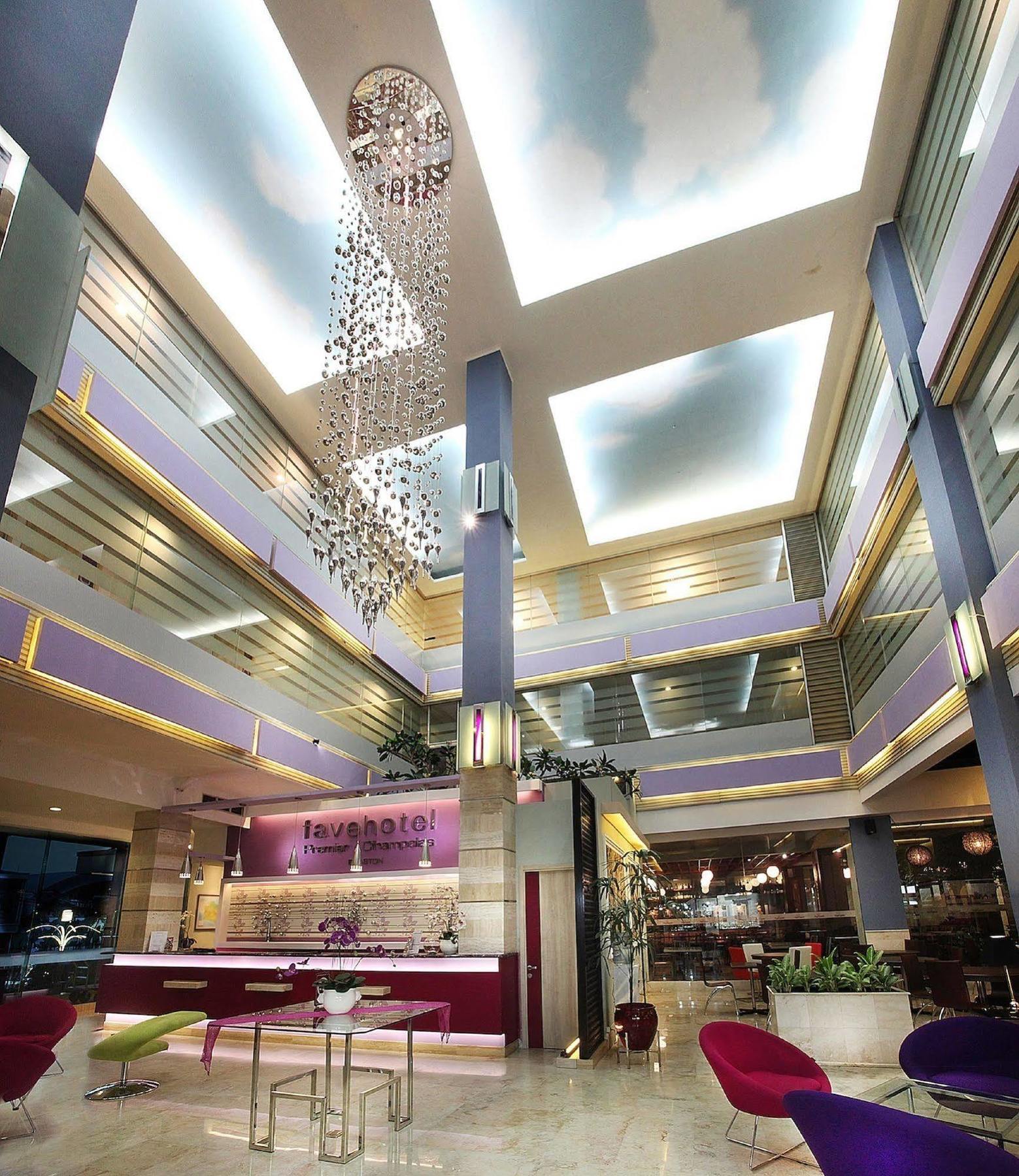 Favehotel Premier Cihampelas Bandung Exterior foto
